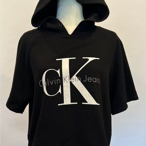 WLSS019 Women’s Calvin Klein Jeans Black Short Sleeve Hoodie Size Small